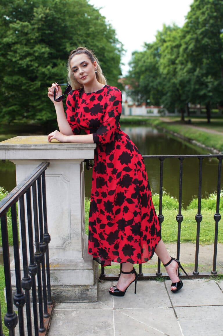 sukienka wizytowa z wiskozy