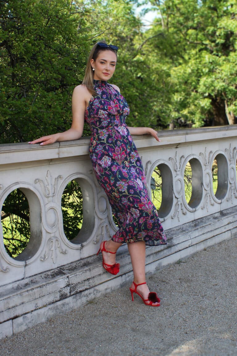 sukienka wizytowa z wiskozy